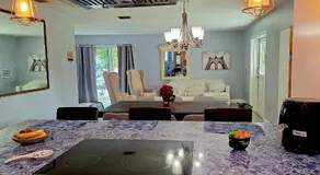 Holliday 3-bedroom Private duplex House full kitchen living room Parking WiFi BBQ Karaoke Available - Image 2