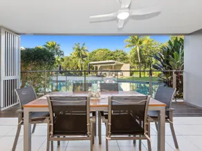 Three BR Stunning Poolside Apartment - Casuarina - Image 4