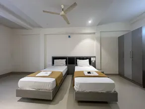 Hotel White Stone Premier Inn - Image 5