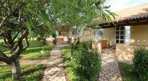 Apartment Lorena with pool - Image 5