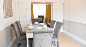 Large Comfortable Home - Newcastle - Image 3