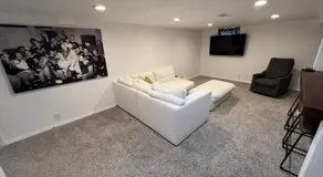 Curly's Quarters (4 Bedroom Home) w/ Lambeau view - Image 4