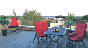 Luxury Penthouse with Large Terrace & Panoramic Old Town View - Image 3
