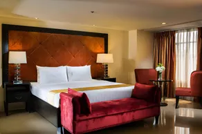 Torre Venezia Suites - Image 2