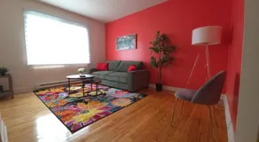 Special Stays! Ultimate Destination for Montreal & West Island with Fast Wi-Fi - Image 4