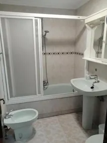 APARTAMENTO LOSROBLES - Image 1