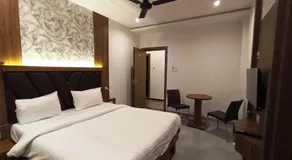 HOTEL GRAND RESIDENCY - Image 2