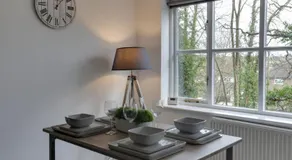 Entire home/flat perfect for contractors - Image 4