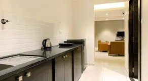 Hotel Paramount Suites & Service Apartments - Image 5