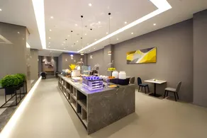 Home Inn Style Shanghai North Bund - Image 4