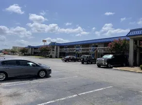 Haven Hotel By OYO Jonesboro University Area - Image 5