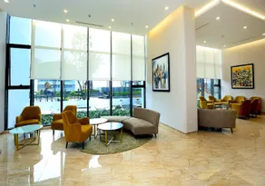 Luxury 2BR Apartment Vinhomes Metropolis - Image 4