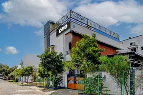 Hotel O SMS HOMES - Image 4