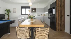 VILLA DE LUJO RIOPARK - Image 3