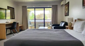 Cootamundra Heritage Motel & Apartments - Image 2