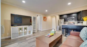 2 Mi to Dtwn Pleasanton Condo w/ Pool Access - Image 2