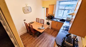Hartwood Cottage - 33 Longwestgate - Image 4