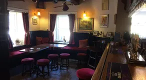Fox and hounds starbotton - Image 4