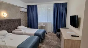 Hotel Tiara - Image 2