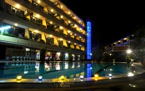 Suppamitr Villa Hotel - Image 2
