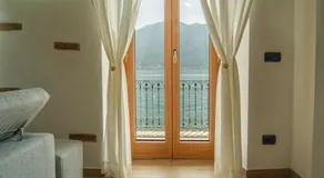Lakefront Home with Private Beach Garage and AC - Image 4
