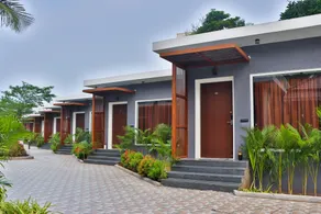 Umino Beach Resort Muthukadu - Image 5