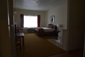 Expo Inn & Suites - Image 2