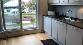 Beautiful 3 bedroom Apartment - Image 4