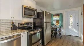 Acorn Cabin - Charming Place, Your getaway to Yosemite, Bass Lake - Image 4