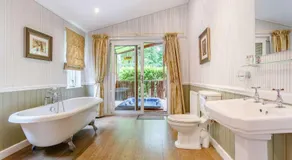 Romeo Lodge - Image 2