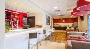 Travelodge London Twickenham - Image 5