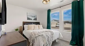Modern Cabin Vibes, Vaulted ceilings, Sleeps 8! - Image 2