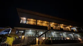 Sky View Bromo Guest House - Image 3
