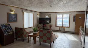 Iron Mountain Inn & Suites MI US 2 - Image 4