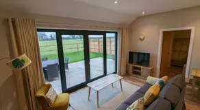Meadow View Lodges - Image 2