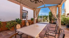 Ferienhaus 'Villa Verde' mit Bergblick, privatem Pool und WLAN - Image 4