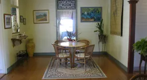 Classique Bed & Breakfast - Image 5