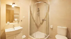 ROYAL M - Image 5