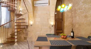 16 lettings - charming character house - Image 2