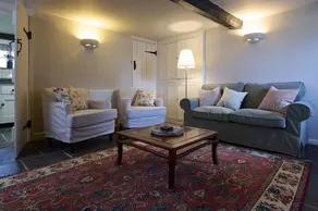 Drewe Arms Church Cottage - Image 2