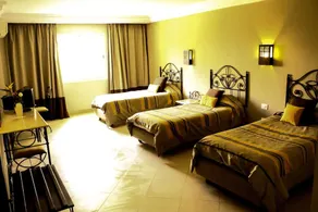Hotel Continental - Image 2