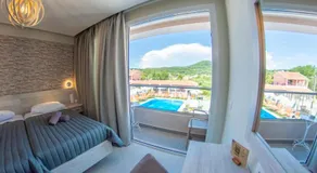 Jasmine Hotel & Apartments - Image 2