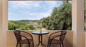 The Lake Apartments - Image 2