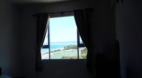 Long Beach Hotel - Image 5