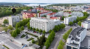 1BR Apartments next to Railway Station, Free Parking, Balcony - Image 2