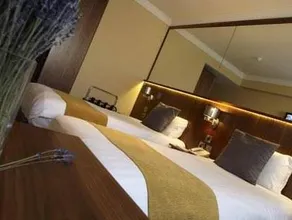 Tower Hotel & Leisure Centre - Image 2