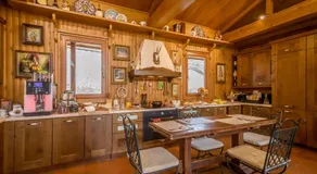 Villa Anna Luxury Lake Residence - Image 3