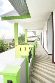 Metro Inn - Image 3