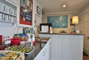 Bay Inn of Petoskey - Image 5