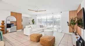 The Palm Luxe Retreat - Image 2